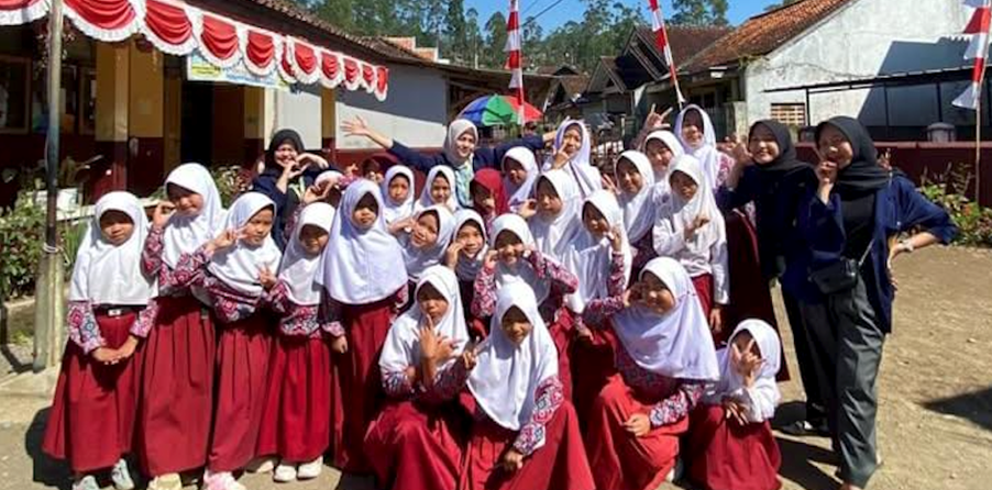 poto 11 | Institut Pendidikan Indonesia