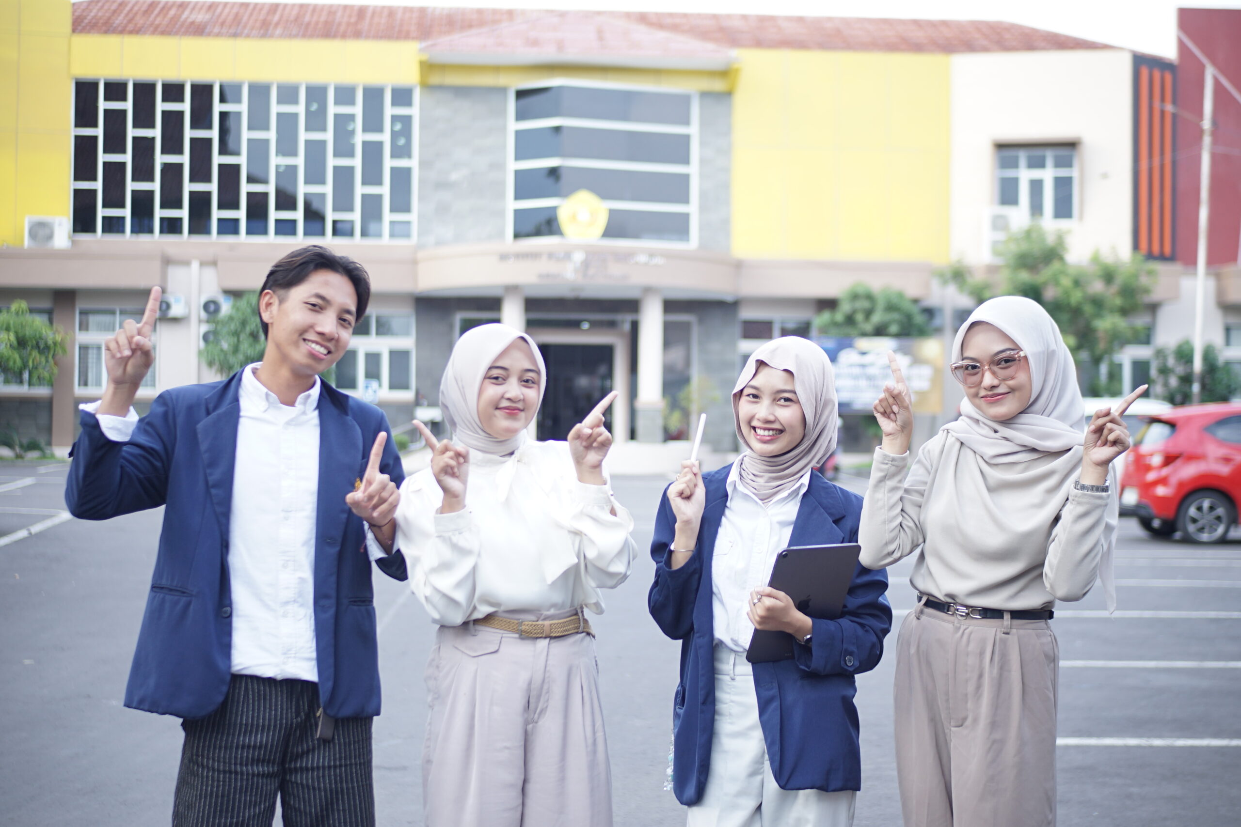 Suasana akademik Institut Pendidikan Indonesia Garut