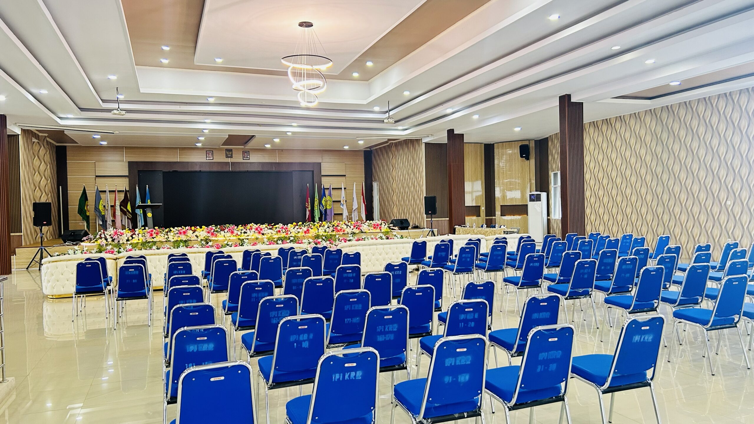 Ruang seminar dan forum ilmiah