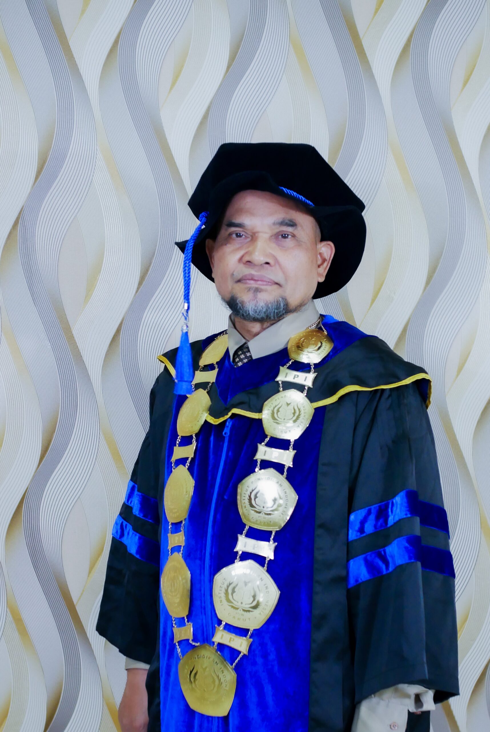 Foto Direktur Sekolah Pascasarjana