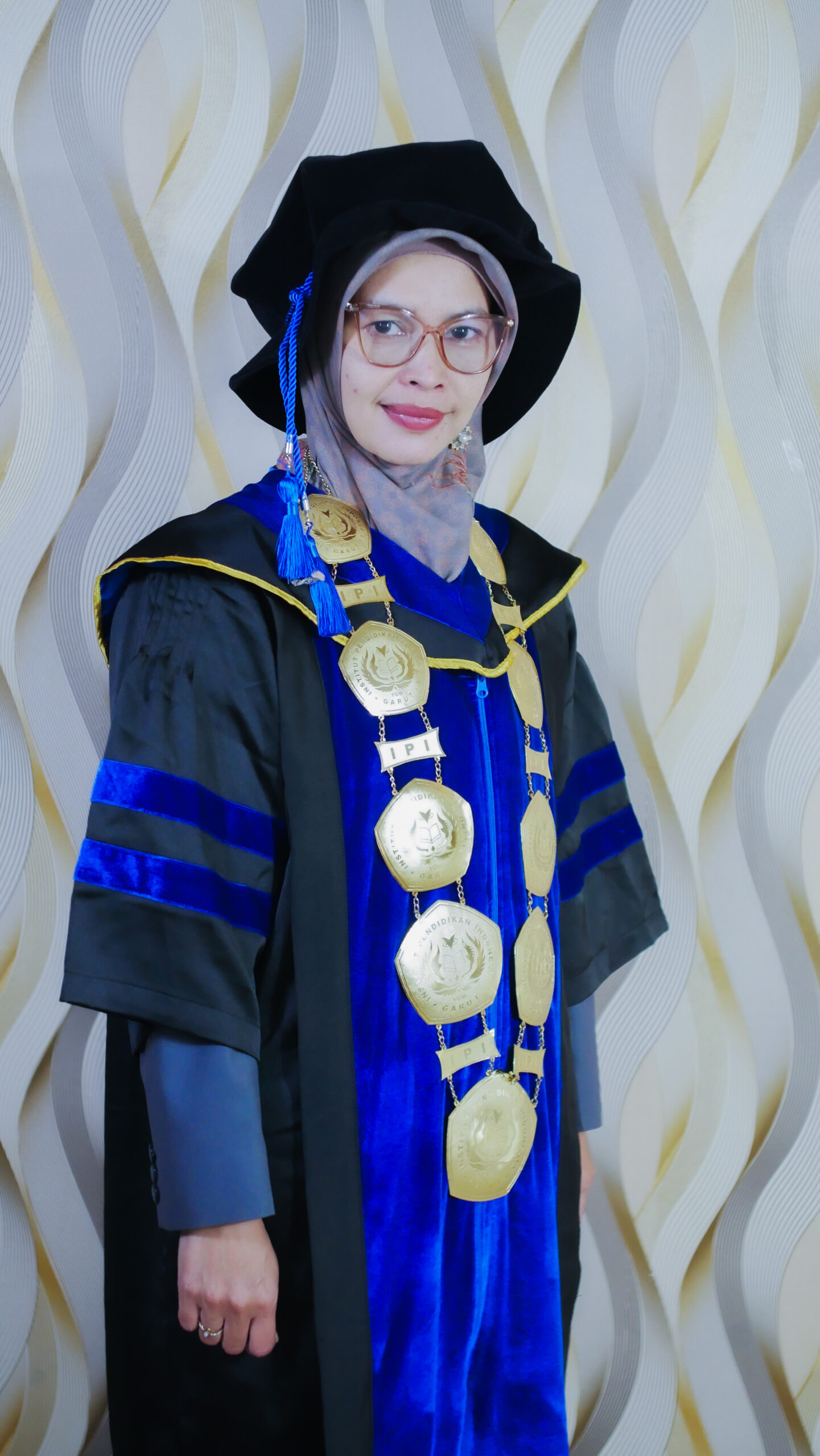 Dr. Iyam Maryati, M.Pd.